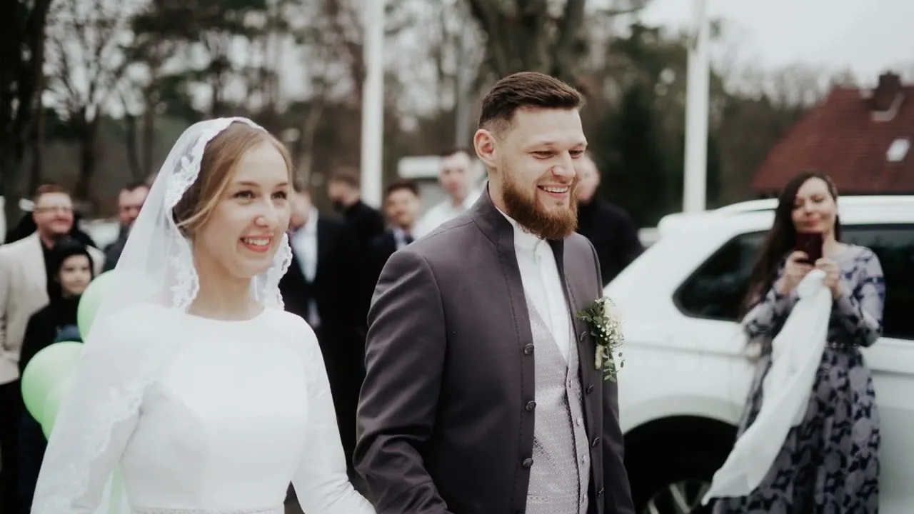 Alex und Christina nach der Trauung